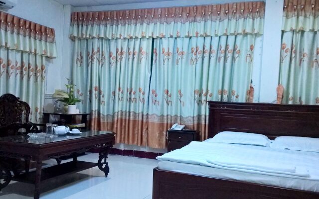 Quang Sang Hotel