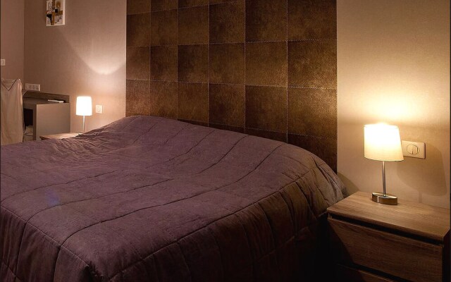 Hotel aux Deux Clefs