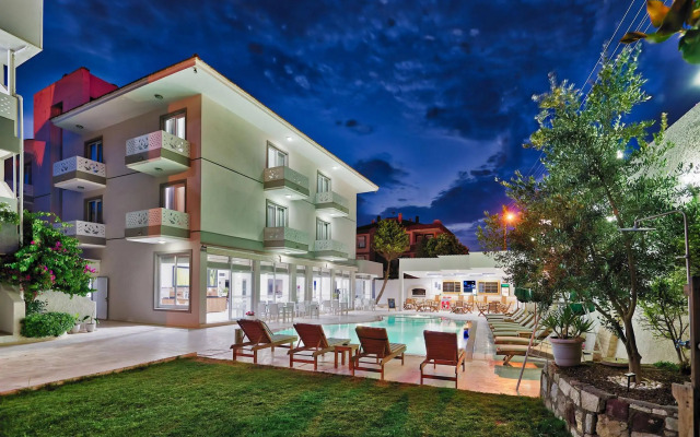 Ege Tulip Hotel