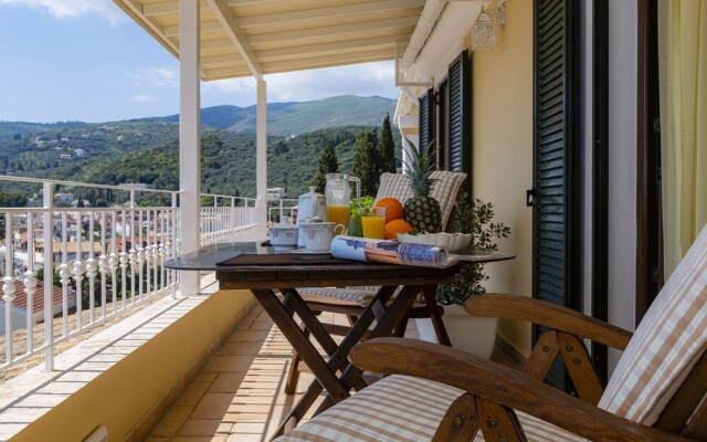 Solaris Methea Deluxe Suites
