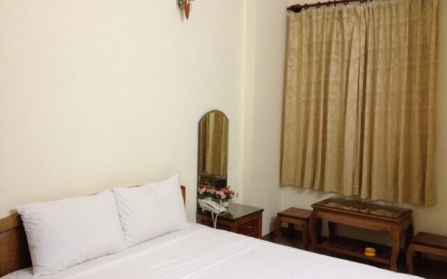 Hong Tuoi Hotel