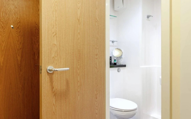 Ensuite Rooms for STUDENTS Only-BANGOR