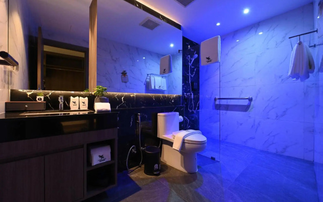 Moose Hotel Nimman