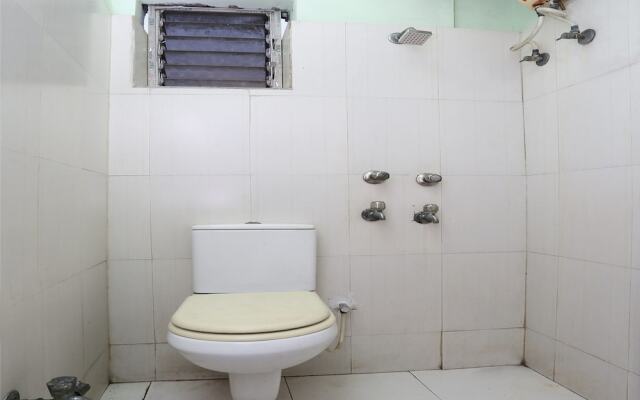 OYO Flagship 12528 Green View Guest House 2