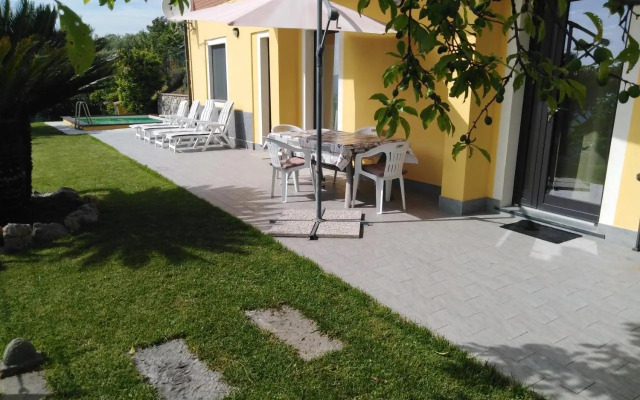 La Nocciola Country House