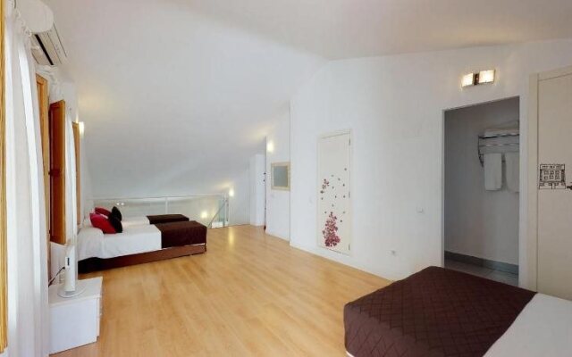 Apartamentos Edificio Palomar