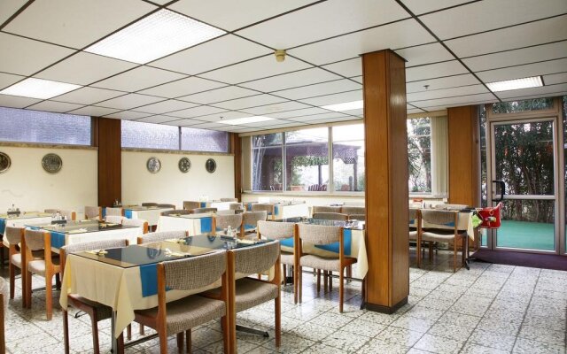 Beth-Shalom Hotel