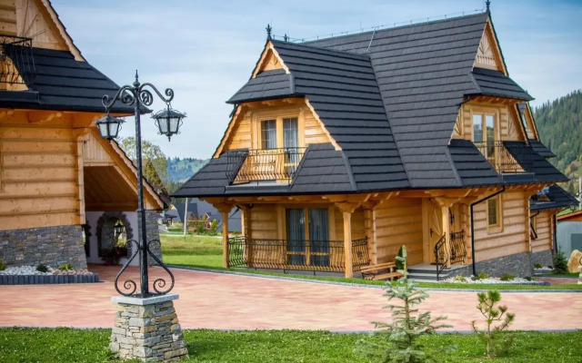 Folk Resort Domki i Apartamenty