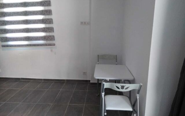 Paddys Apartments, Hisarönü