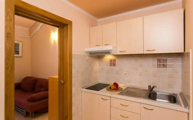 Apartments Moretić
