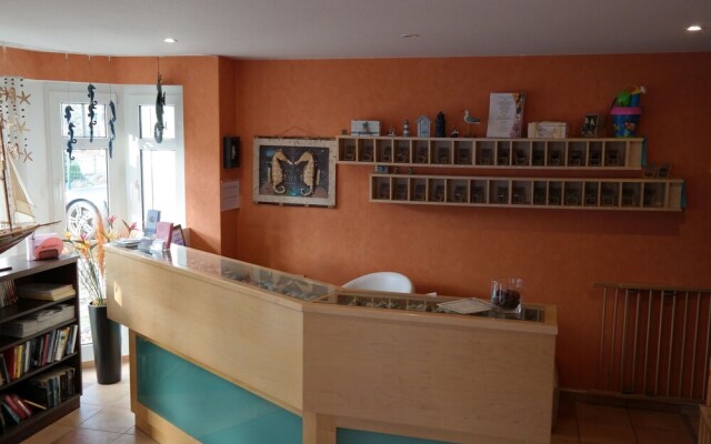 Cozy Apartment near Sea in Nienhagen