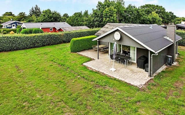6 Person Holiday Home in Hadsund
