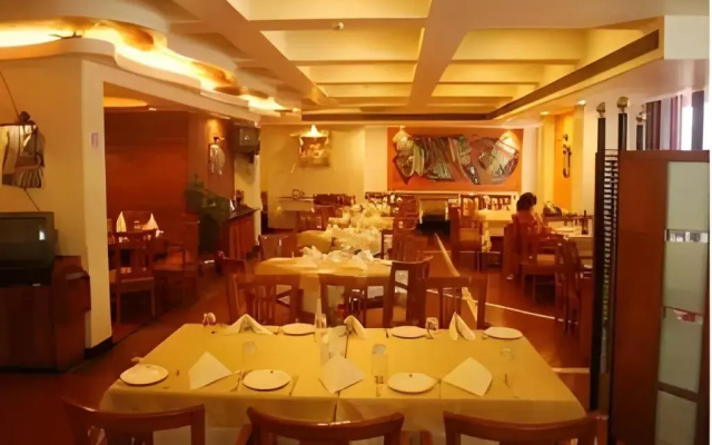 Hotel Supreme Heritage