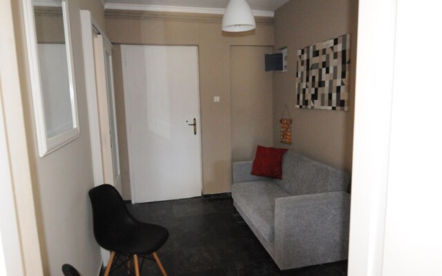Kinetta Apartments