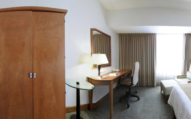 Holiday Inn Express & Suites Irapuato