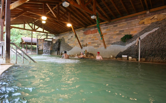 Jenq Yang Hotspring Hotel