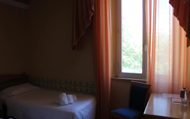Phi Hotel Ambra