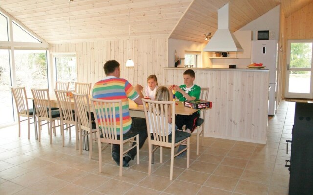 Awesome Home in Köpingsvik With 6 Bedrooms, Sauna and Wifi