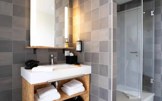 Greet Hotel Rennes Pace