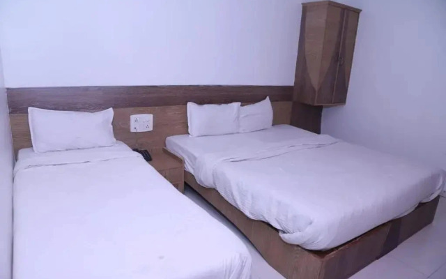 Hotel Kewal
