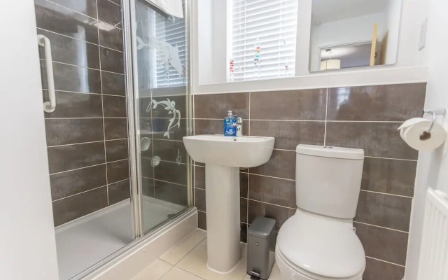 Bedford Meadows Apartment