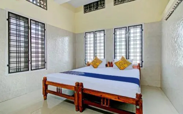 J P Tourist Home by OYO Rooms