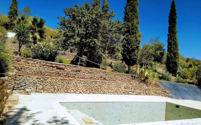 Exclusive Finca With Padel Court in Ronda - La Villa Magdalena