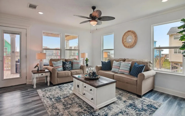 Birds of Paradise by Ryson Vacation Rentals