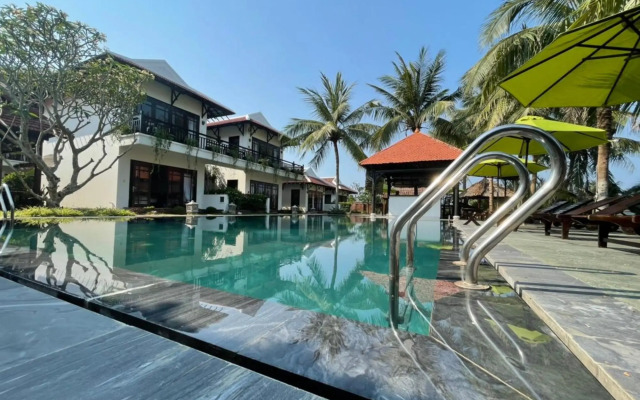 Riverside Bamboo Resort - Hoi An