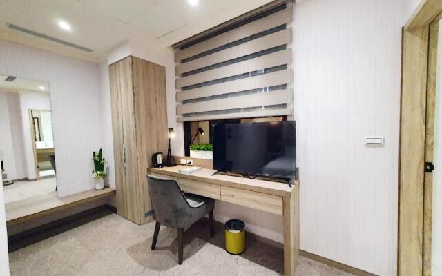 Grace Hotel Dunbei