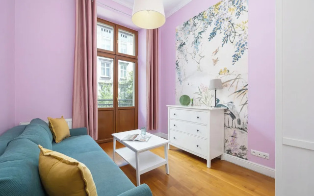 Cozy Apartment in the Center by Renters