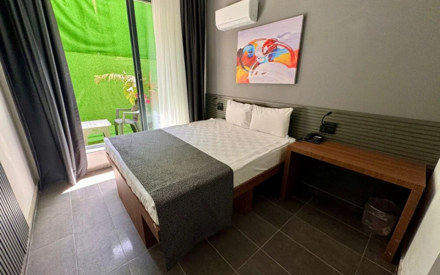 Wolf Of The City Hotel & Spa