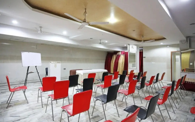 OYO 3950 Hotel Hayat Rabbani