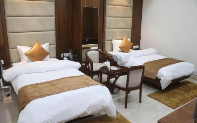 The Hotel Royal Jewel