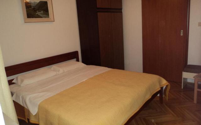 Apartments Racetin