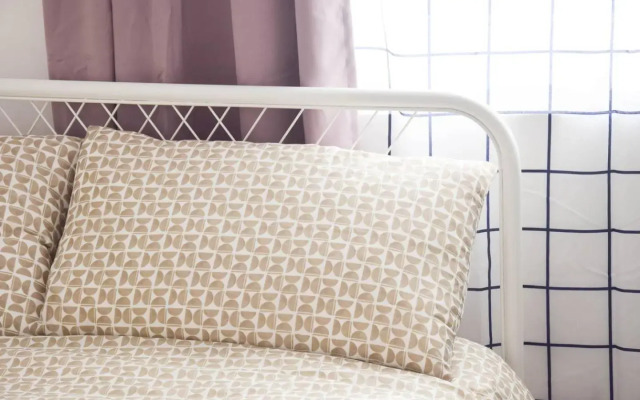 Granby Apartments F-1