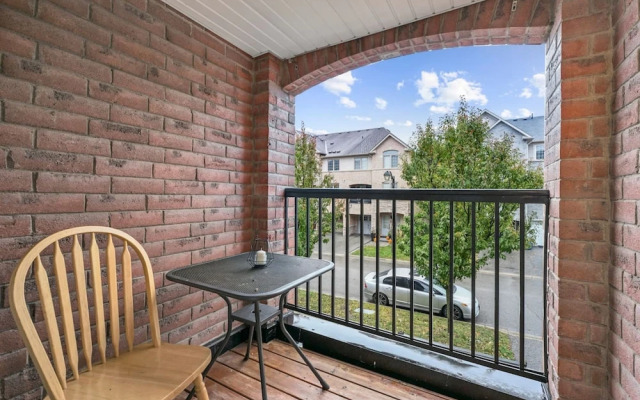 Chic 2BR House Newly Renovated Central Spot