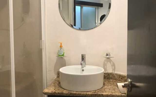 Apartment 101-2 Amalfi by Slieva Near 5th Avenue