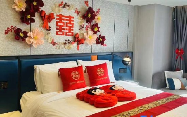 Yitel Collection Hotel (Dalian Jinzhou District Hongwei Lanshan Light Rail Station) – Guest Rooms – Dalian