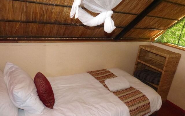 Jollyboys Camp - Hostel
