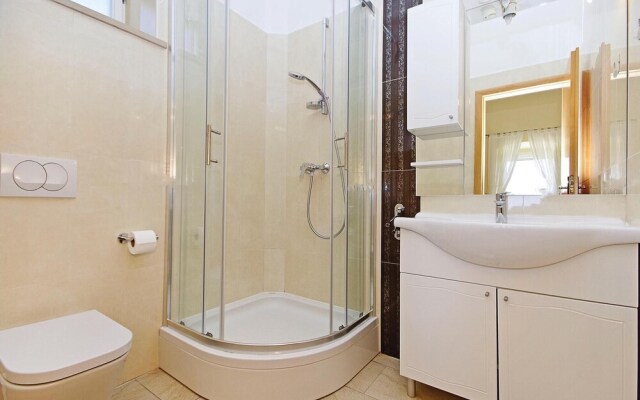 Amazing Home in Trsteno With Sauna, Wifi and 6 Bedrooms