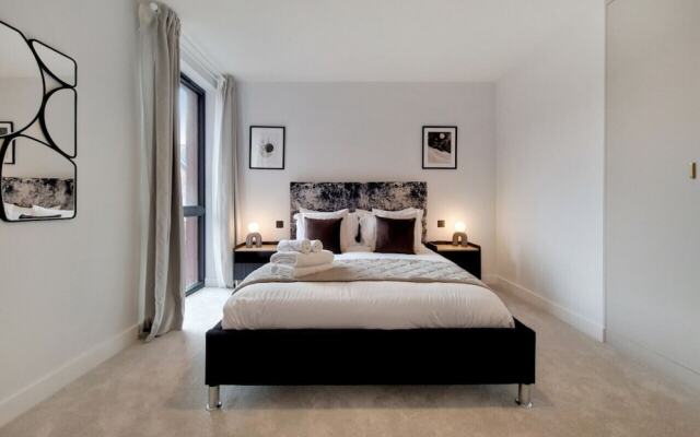 Deluxe Wembley Harrow Apartment