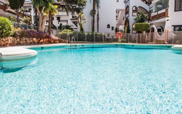 Apartment - 2 Bedrooms with Pool and WiFi - 107322