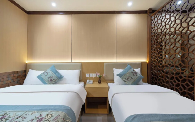 East Hotel The Forbidden City Drum Tower