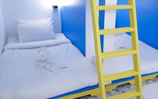 Hua Hin Night Market Hostel
