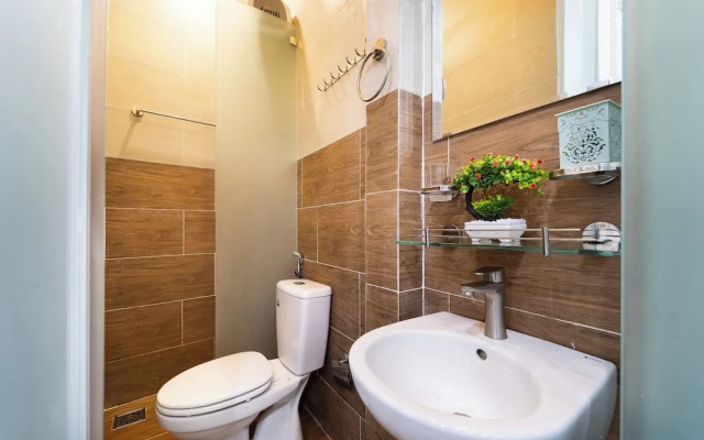 Gin House Hotel & Apartments