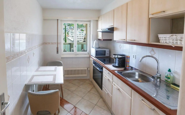 Central Apartment with Terrace