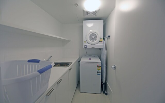 Oracle Boulevard - Private Apartments
