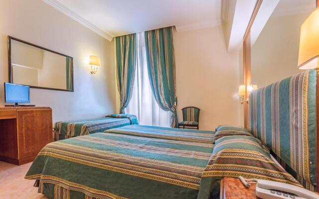 Raeli Hotel Floridia
