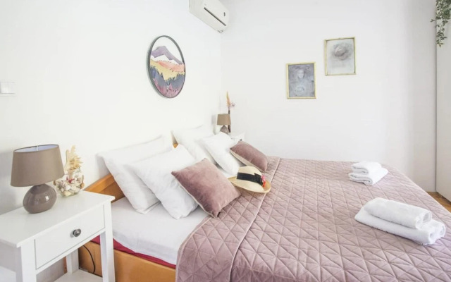 Mesmerizing Studio Flat Near Kotor Bay in Tivat